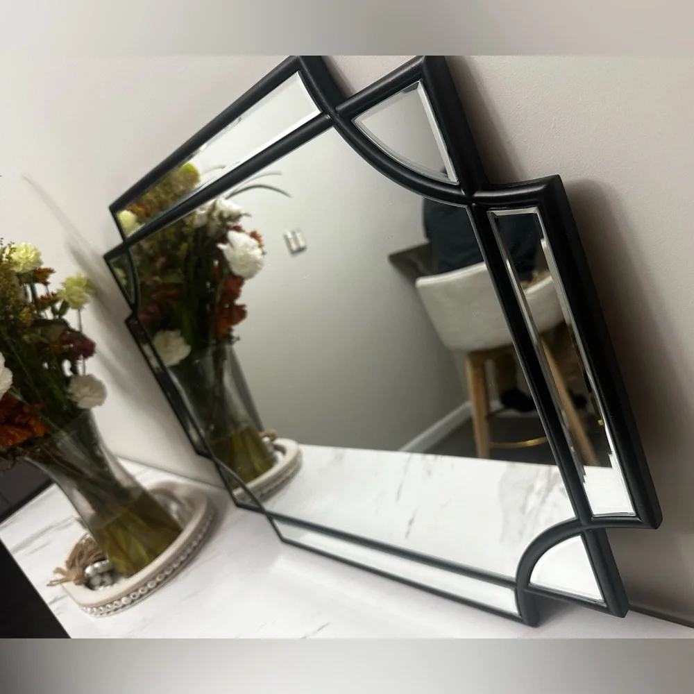 Wall/Bathroom Mirror
